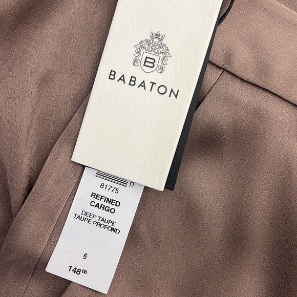 NWT Aritzia color deep taupe Refined Cargo Pant - Picture 2 of 7